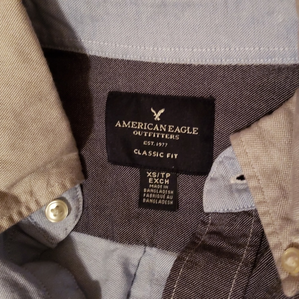 Mens button down - Picture 2 of 2